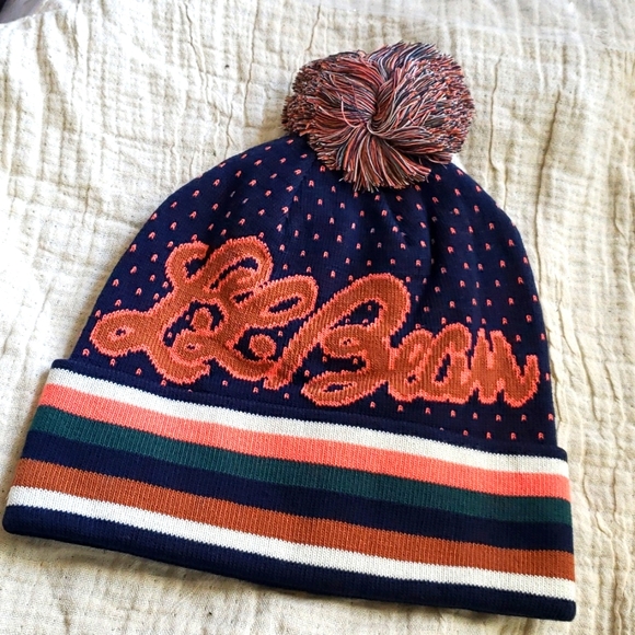 LL Bean Katahdin Beanie Graphic Hat with Pom NWT - Picture 1 of 5